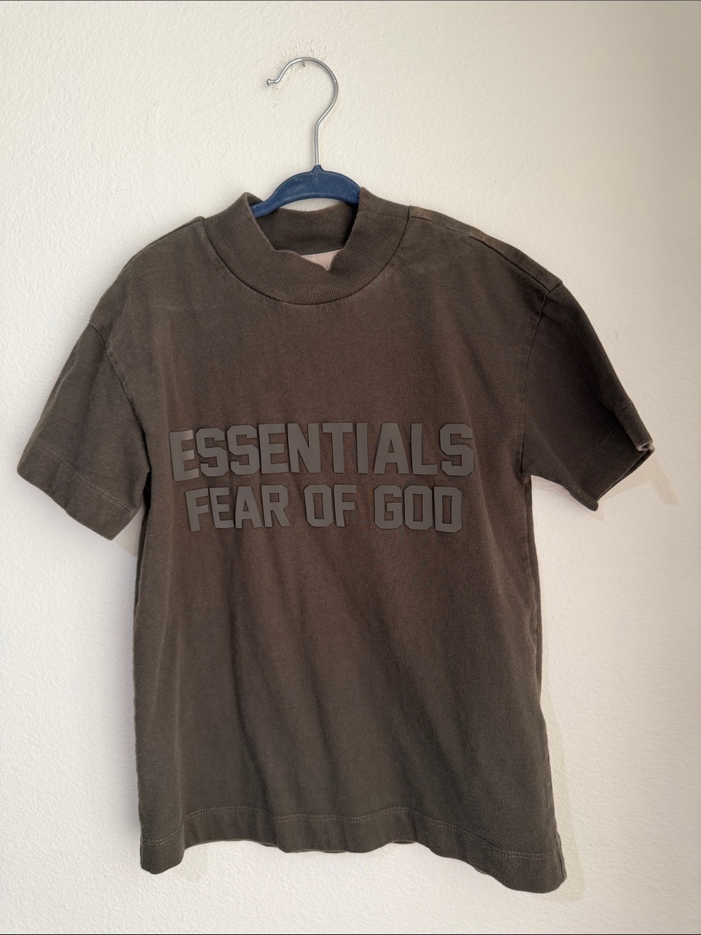 Fear of God ESSENTIALS Tee — Gray